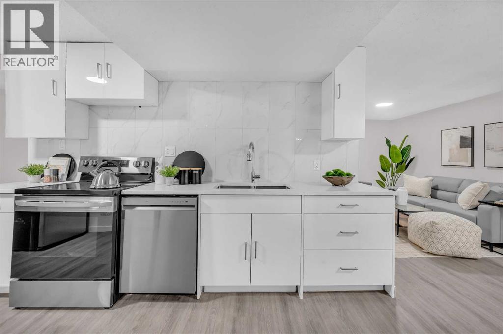 5868 Dalcastle Drive Nw, Calgary, AB - Indoor Photo Showing Kitchen