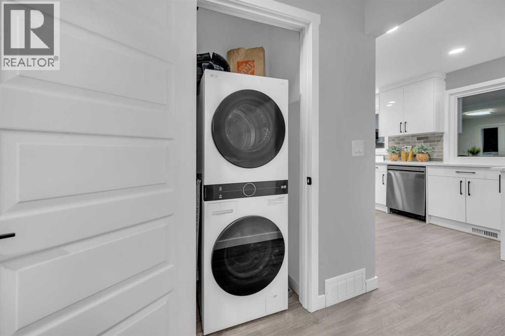 5868 Dalcastle Drive Nw, Calgary, AB - Indoor Photo Showing Laundry Room