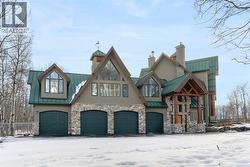 3 Woodlands Estates Crescent Rural Rocky View County, AB T3R 1H1