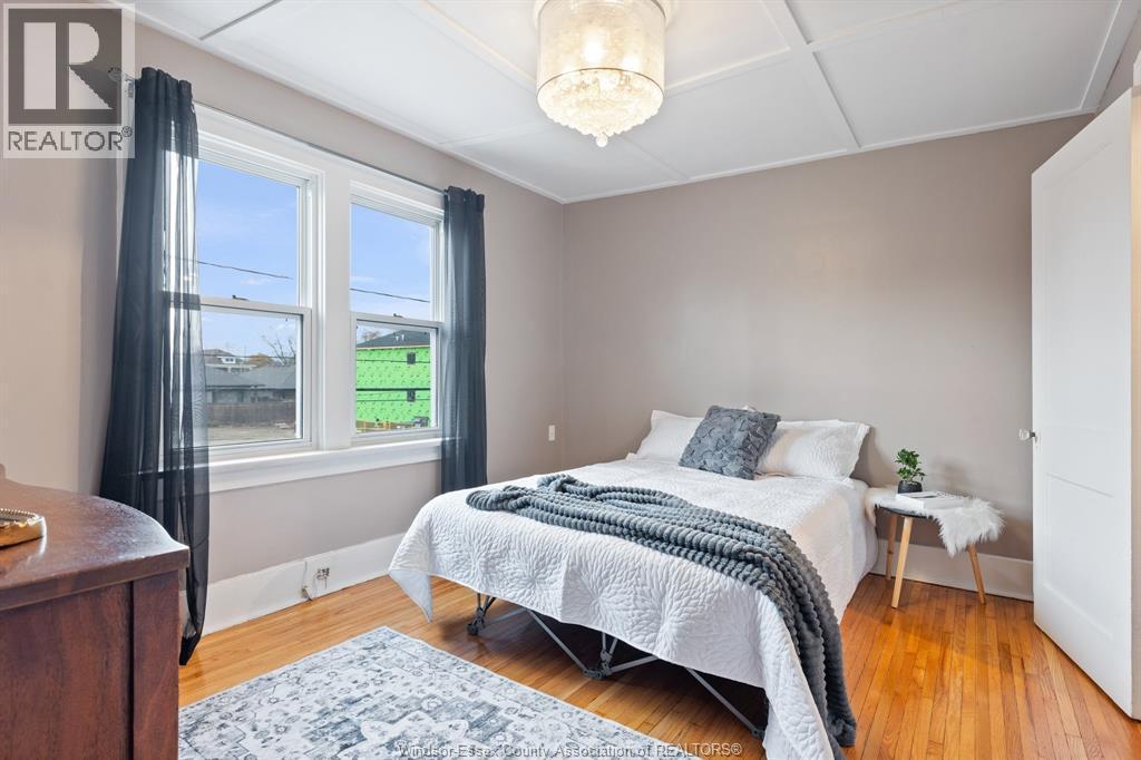 936 Arthur, Windsor, ON - Indoor Photo Showing Bedroom