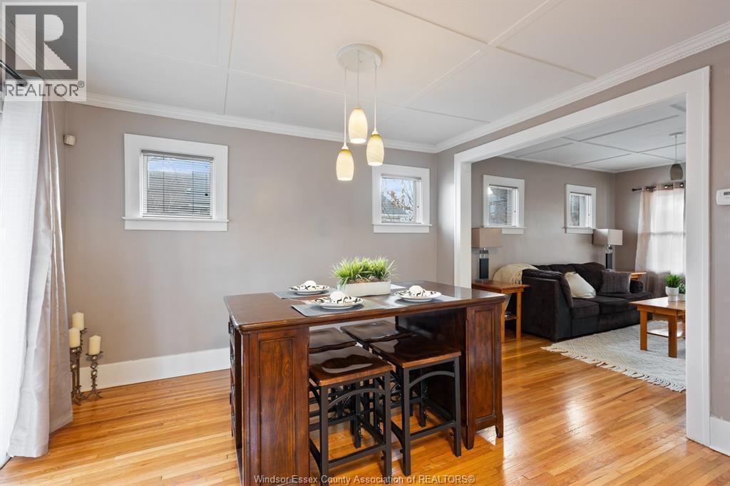 936 Arthur, Windsor, ON - Indoor Photo Showing Dining Room