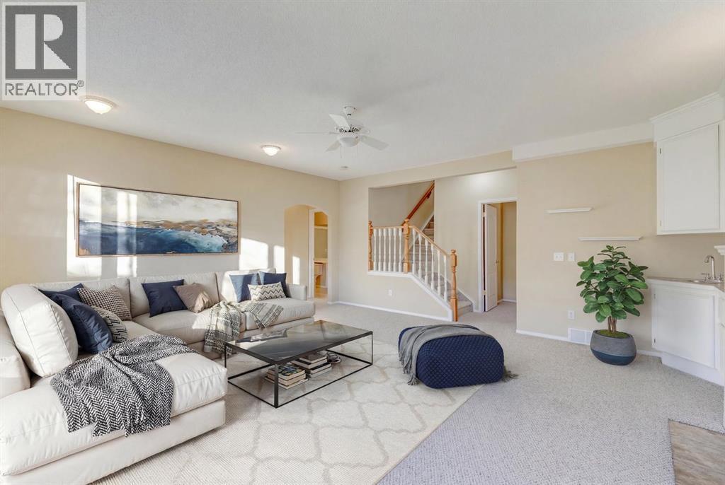 15875 Shannon Link Sw, Calgary, AB - Indoor Photo Showing Living Room