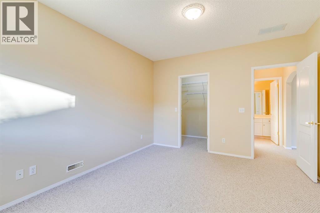 15875 Shannon Link Sw, Calgary, AB - Indoor