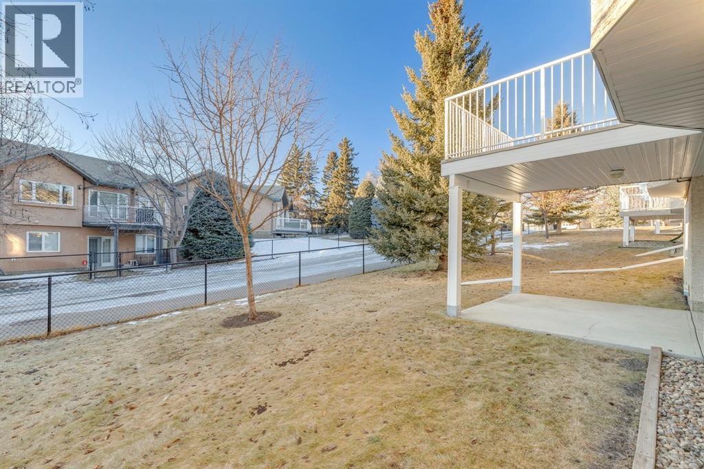 15875 Shannon Link Sw, Calgary, AB - Outdoor With Balcony