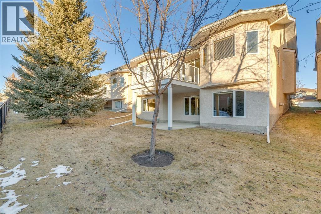 15875 Shannon Link Sw, Calgary, AB - Outdoor