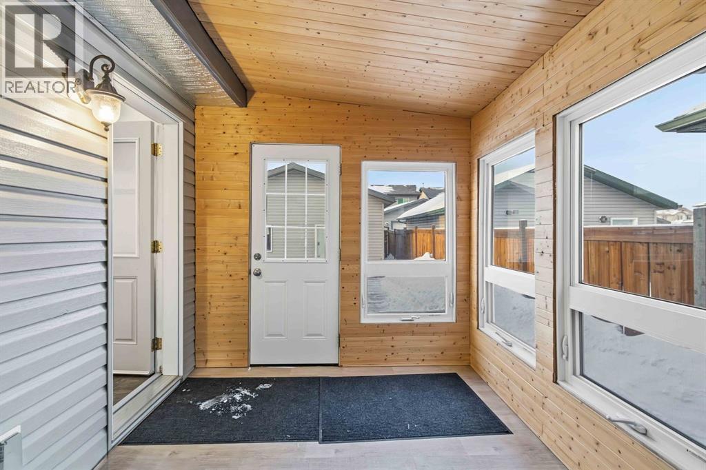 250 Fox Crescent, Fort Mcmurray, AB - Outdoor With Exterior