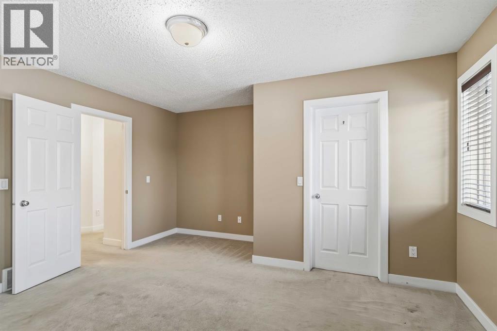 250 Fox Crescent, Fort Mcmurray, AB - Indoor Photo Showing Other Room