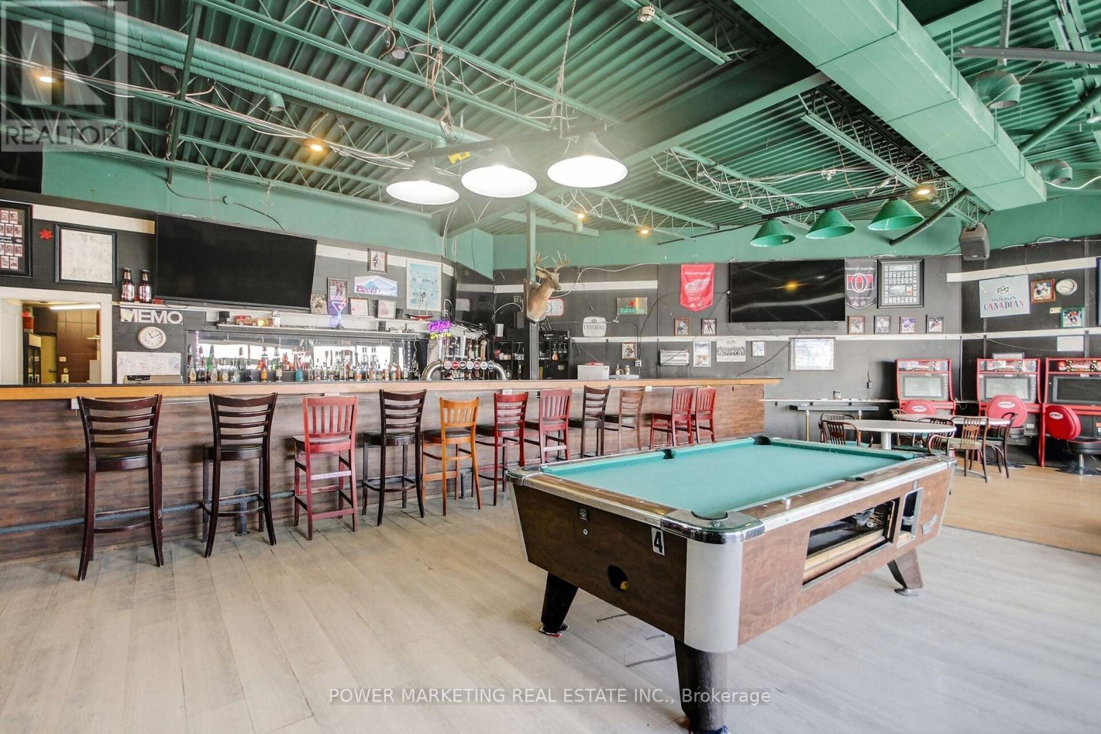 858 Merivale Road, Ottawa, ON