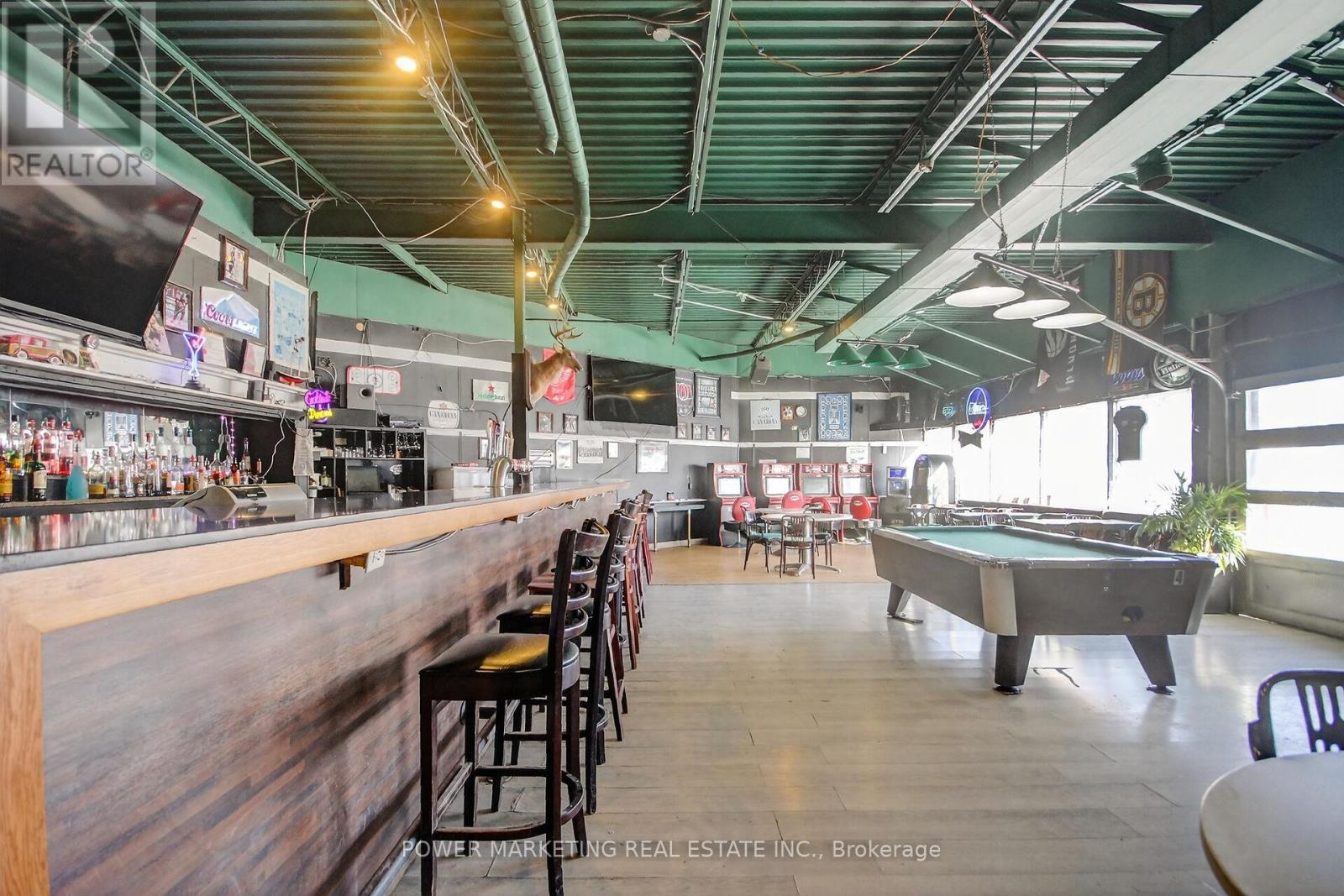 858 Merivale Road, Ottawa, ON