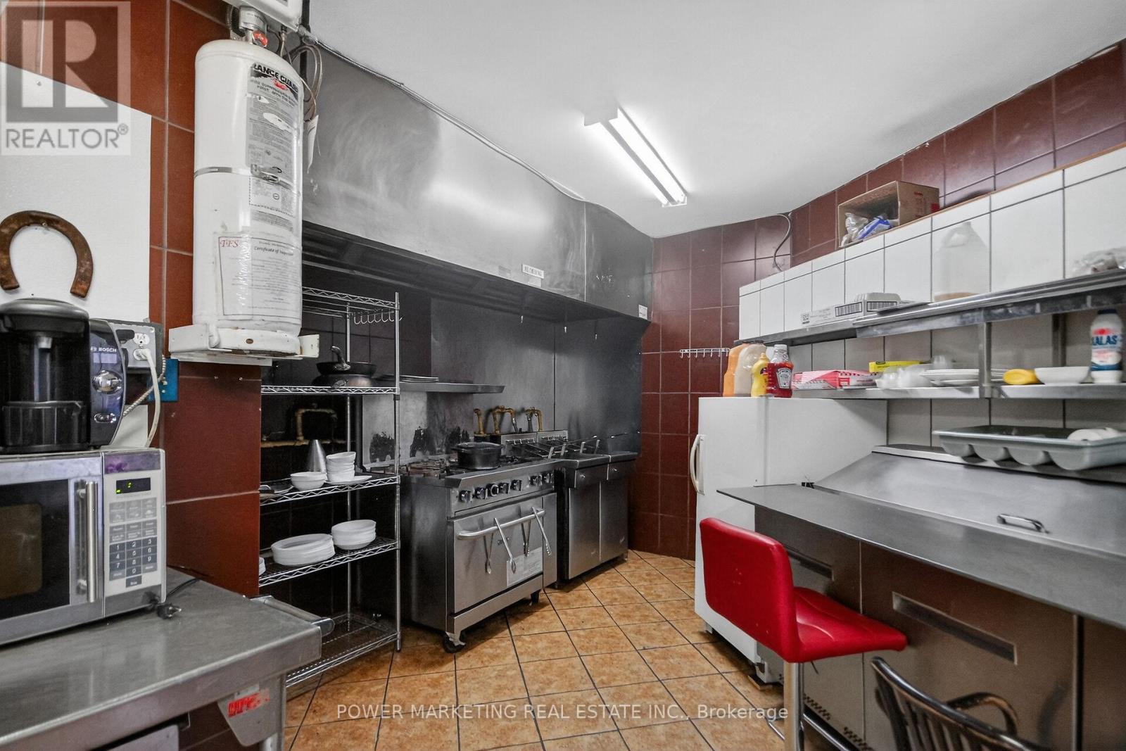 858 Merivale Road, Ottawa, ON