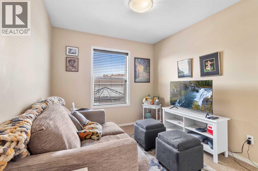 22 Morton Close, Penhold, AB - Indoor