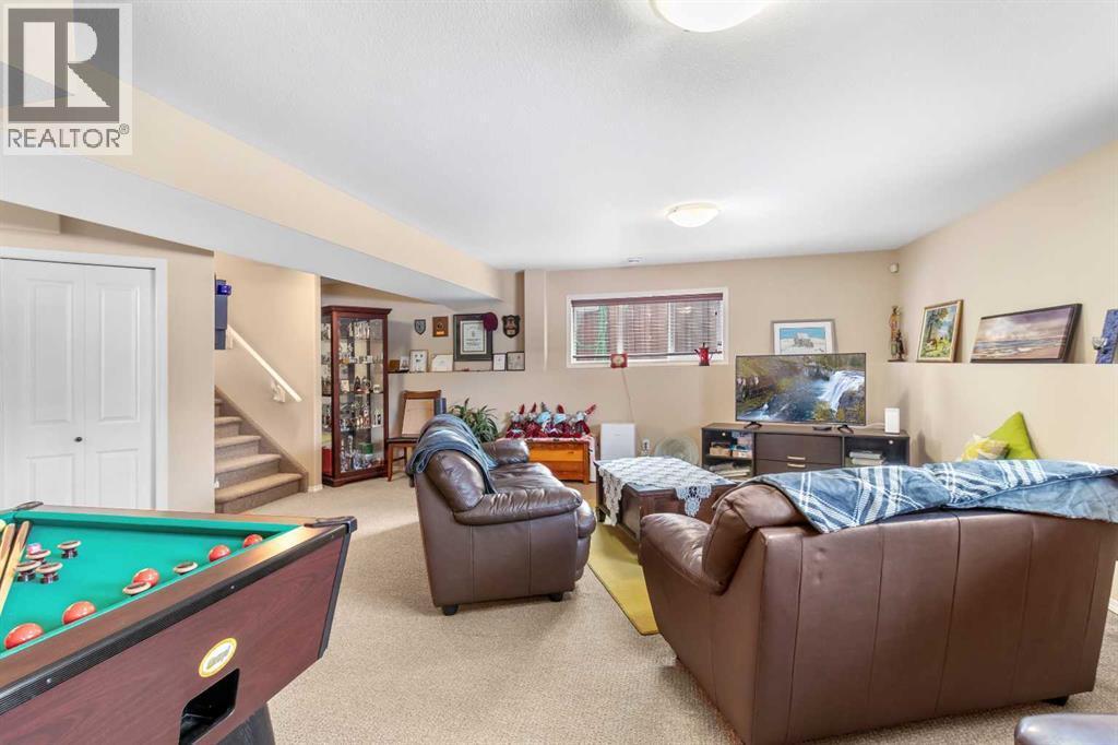22 Morton Close, Penhold, AB - Indoor Photo Showing Other Room