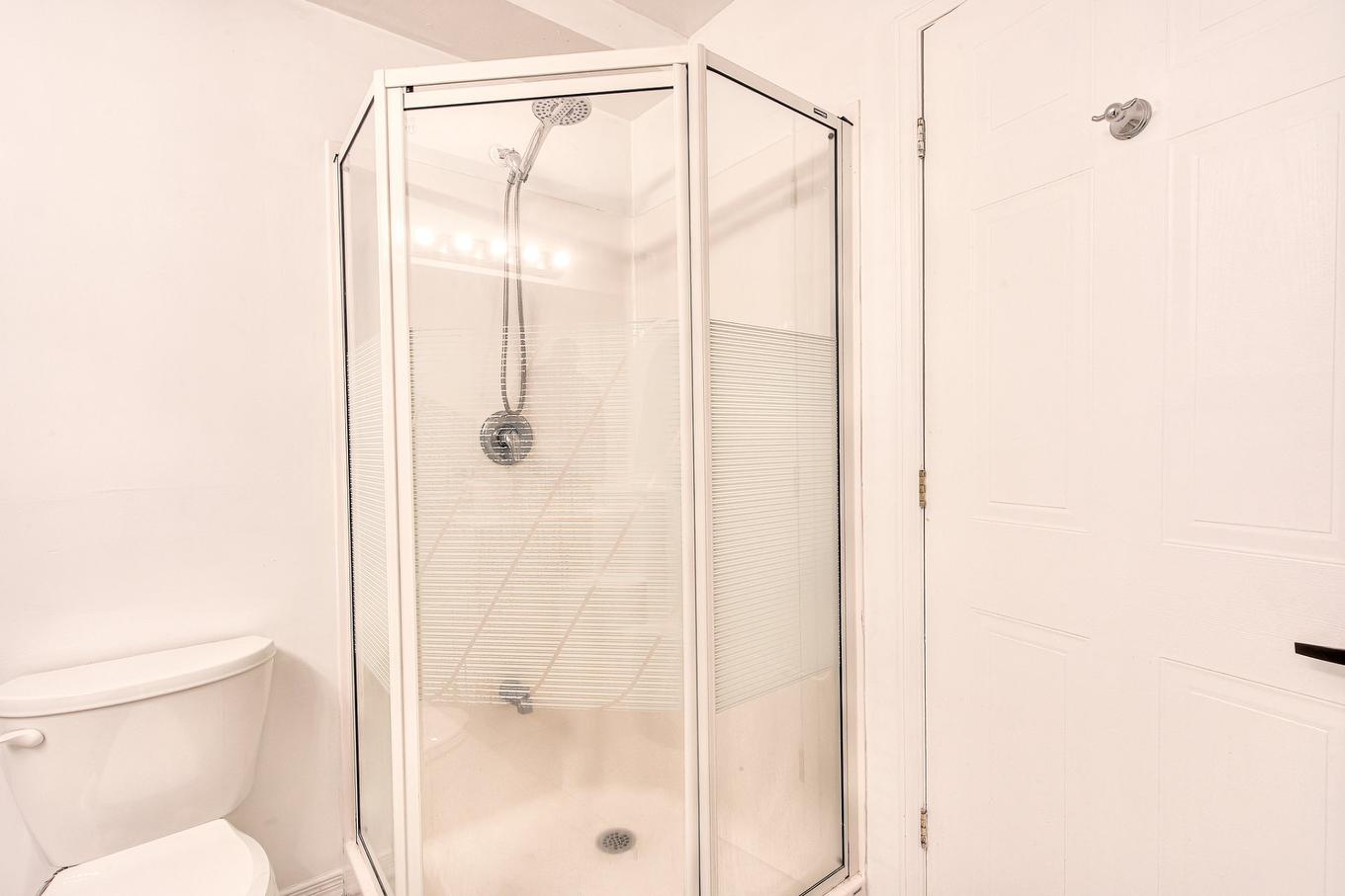 Salle de bains - 101-70 Av. Brown, Vaudreuil-Dorion, QC - Indoor Photo Showing Bathroom
