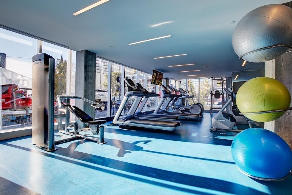 Exercise room - 1002-1450 Boul. René-Lévesque O., Montréal (Ville-Marie), QC - Indoor Photo Showing Gym Room