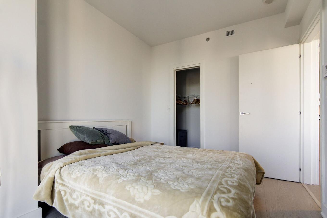 Chambre à coucher - 1906-1211 Rue Drummond, Montréal (Ville-Marie), QC - Indoor Photo Showing Bedroom