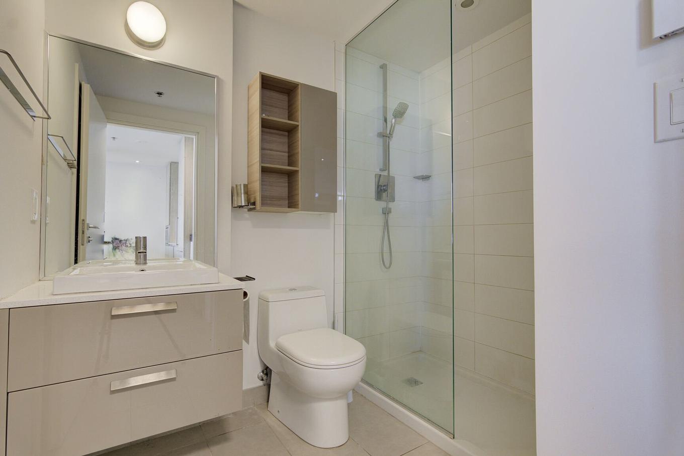 Salle de bains - 1906-1211 Rue Drummond, Montréal (Ville-Marie), QC - Indoor Photo Showing Bathroom