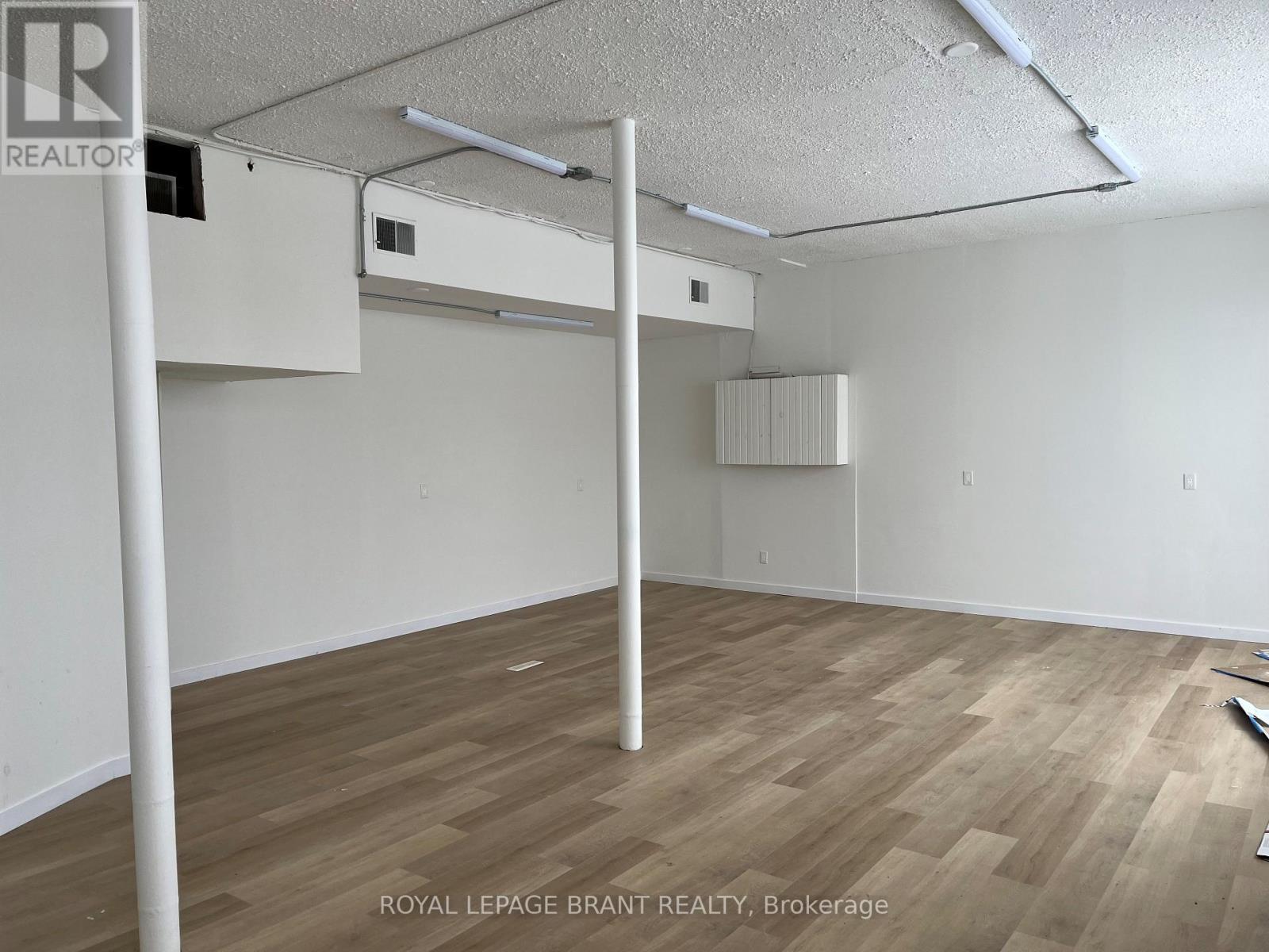 100 Charing Cross Street, Brantford, ON