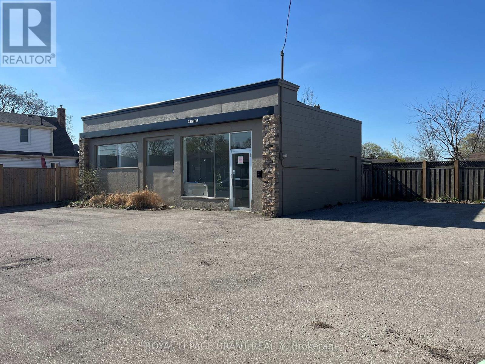 100 Charing Cross Street, Brantford, ON