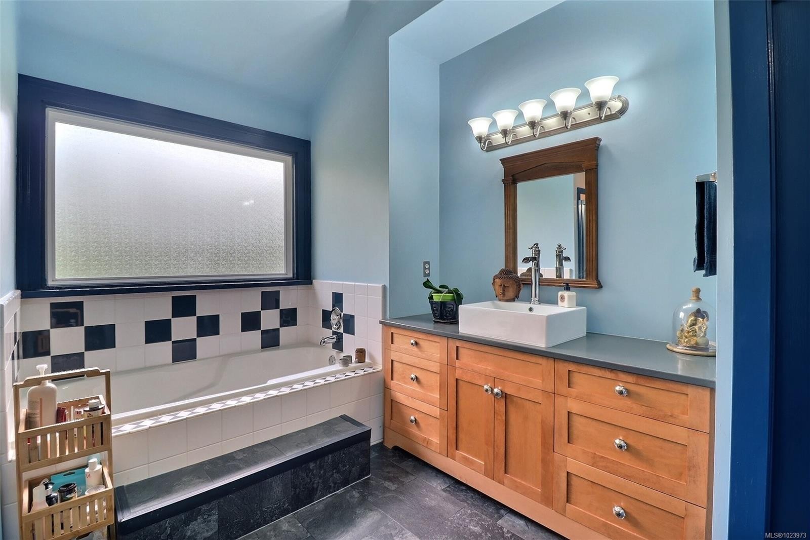 4755 Fairbridge Dr, Duncan, BC