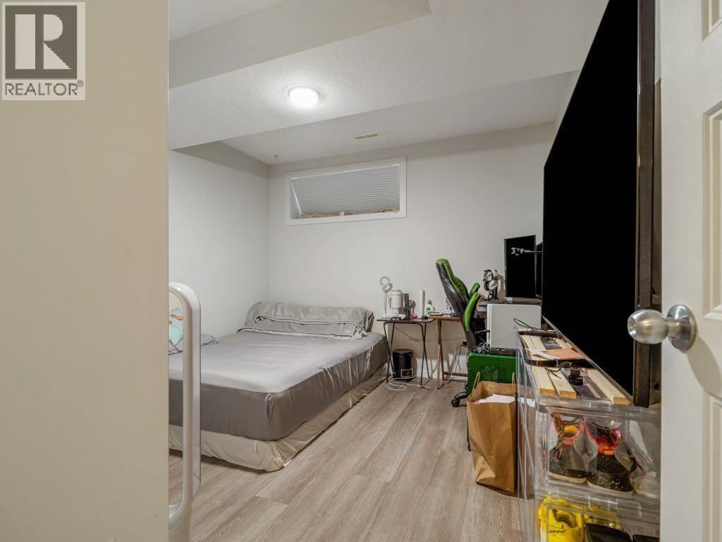 702, 210 Firelight Way W, Lethbridge, AB - Indoor