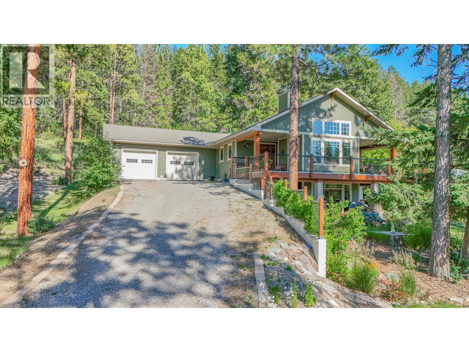 6308 Ash Road, Wasa, BC - Outdoor