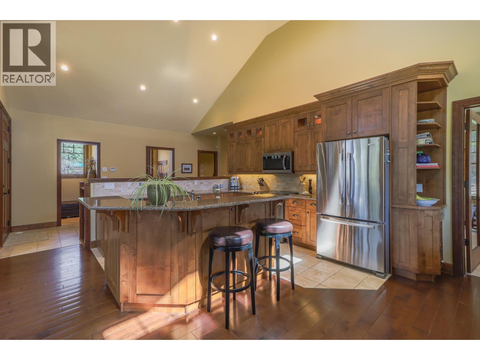 6308 Ash Road, Wasa, BC - Indoor Photo Showing Kitchen
