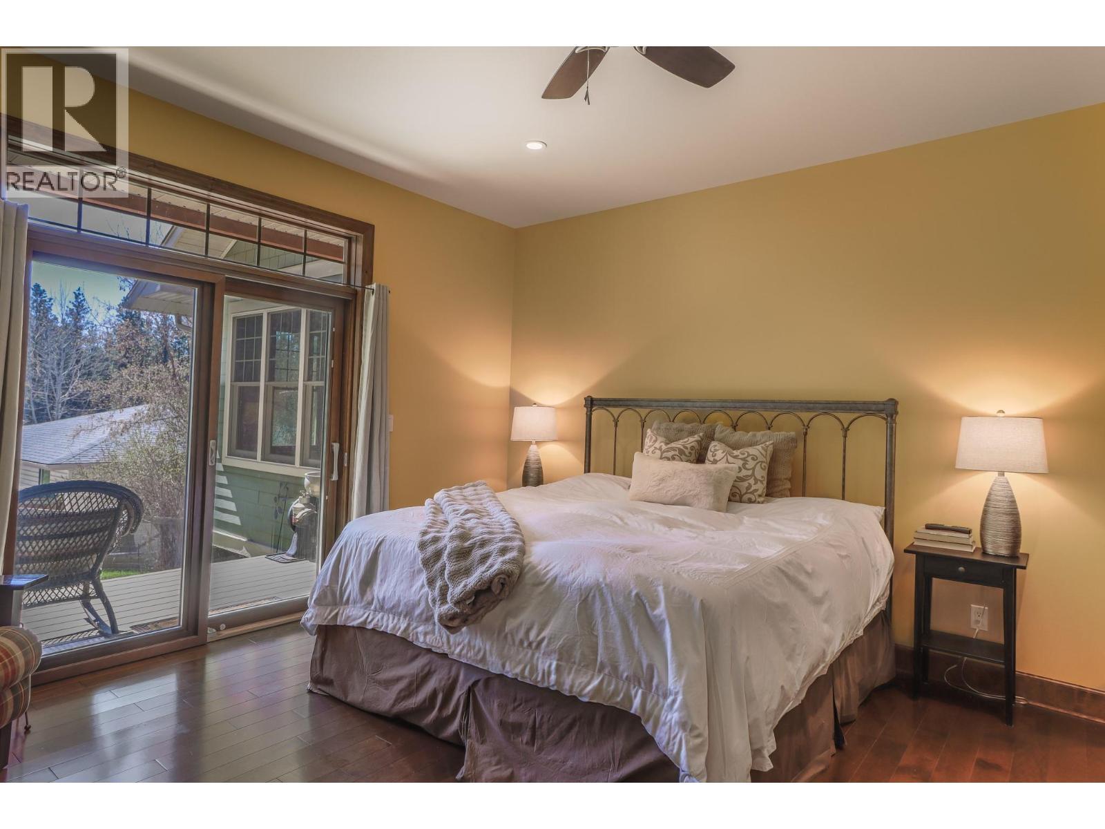6308 Ash Road, Wasa, BC - Indoor Photo Showing Bedroom
