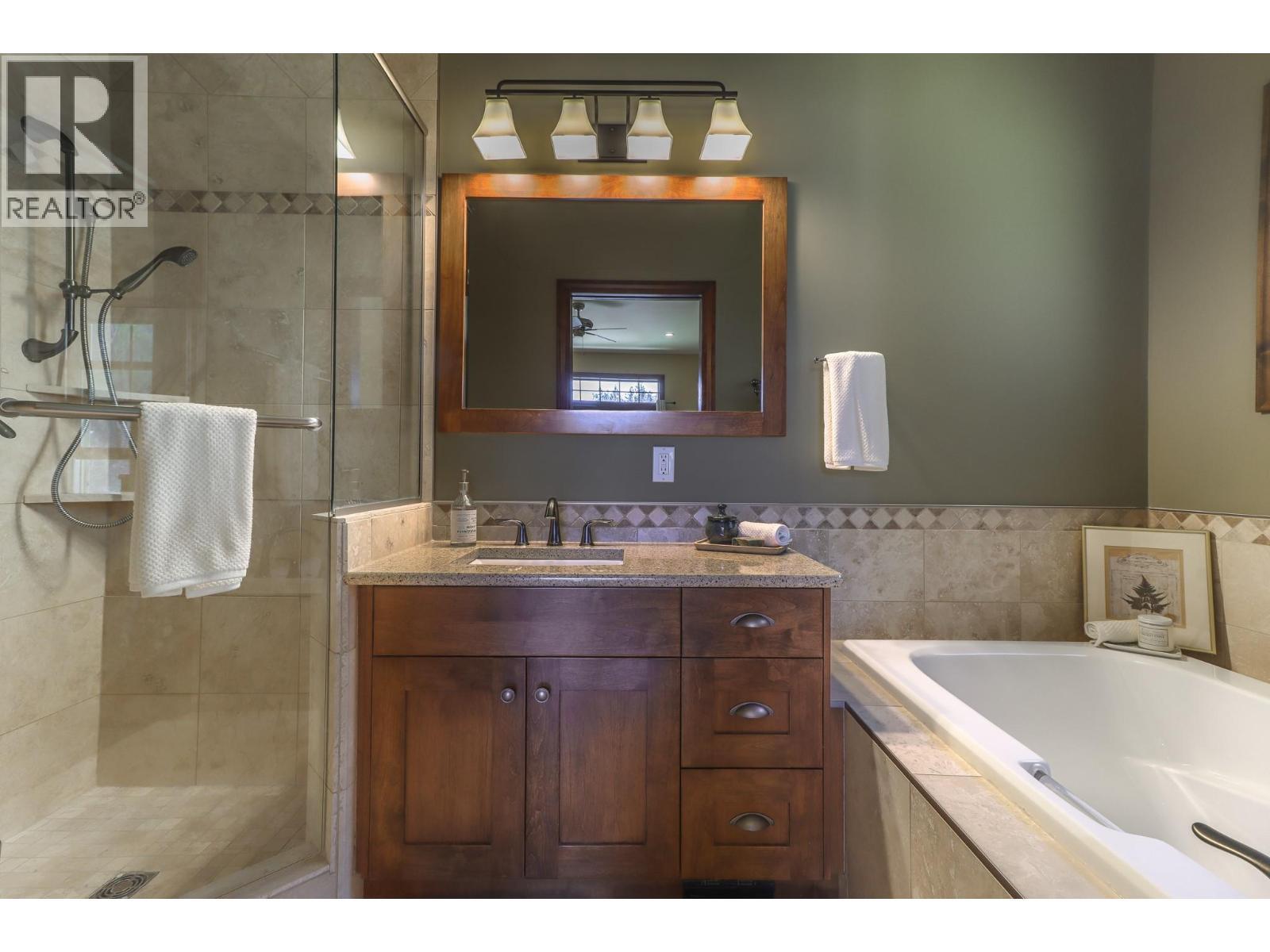 6308 Ash Road, Wasa, BC - Indoor Photo Showing Bathroom