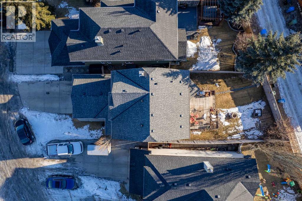 239 Chapalina Place Se, Calgary, AB - Outdoor