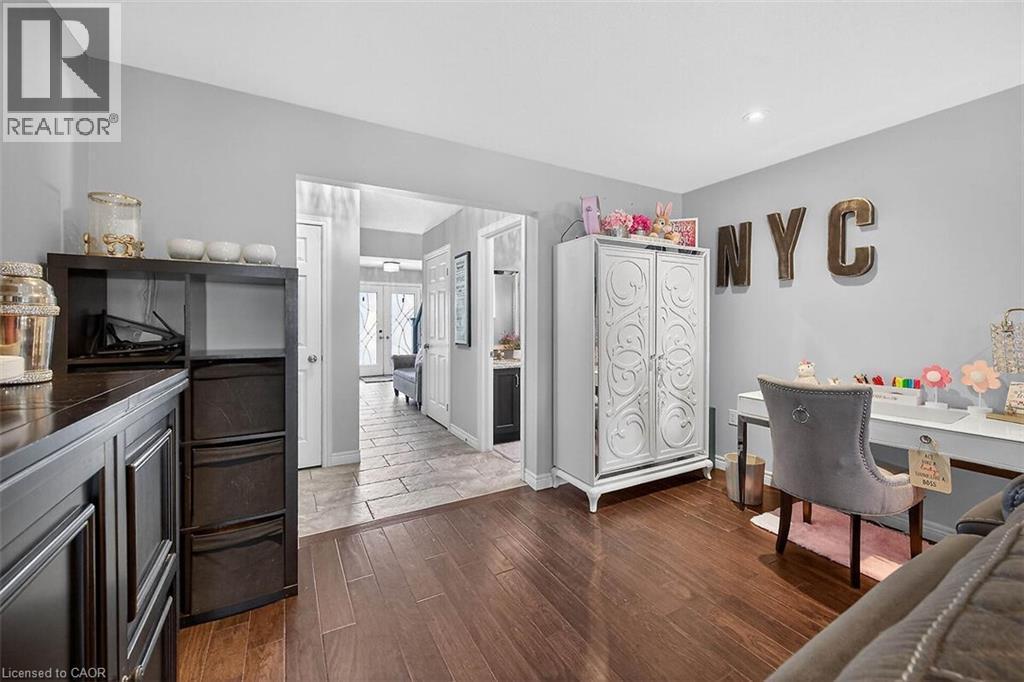 71 Jessica Street, Hamilton, ON - Indoor