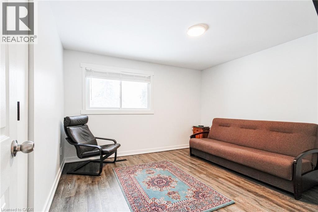 626 Cape Avenue, Burlington, ON - Indoor