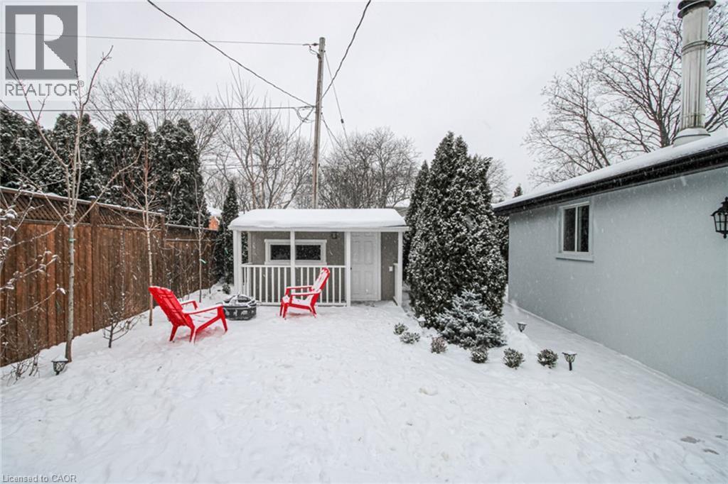 626 Cape Avenue, Burlington, ON - Outdoor With Deck Patio Veranda