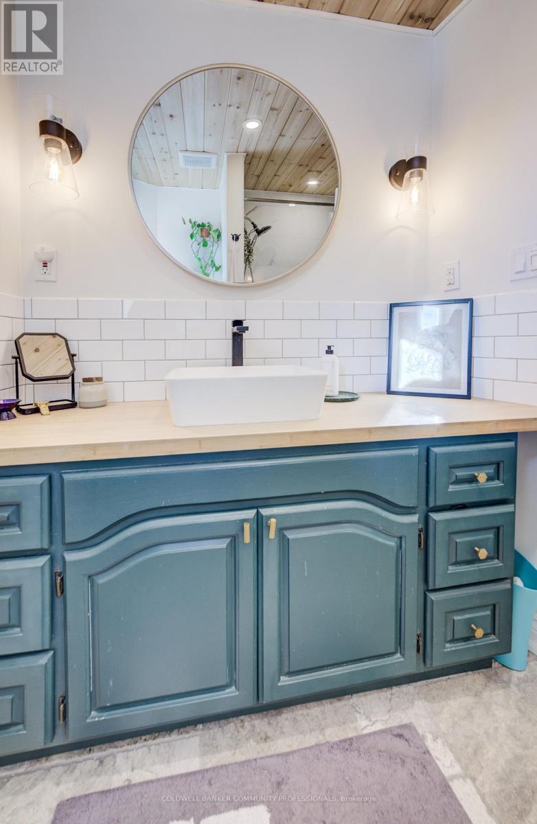 60 Alpine Avenue, Hamilton, ON - Indoor Photo Showing Other Room