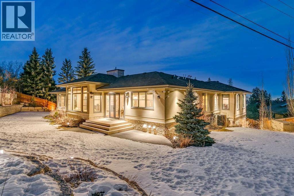 215 Patton Court Sw, Calgary, AB - Outdoor