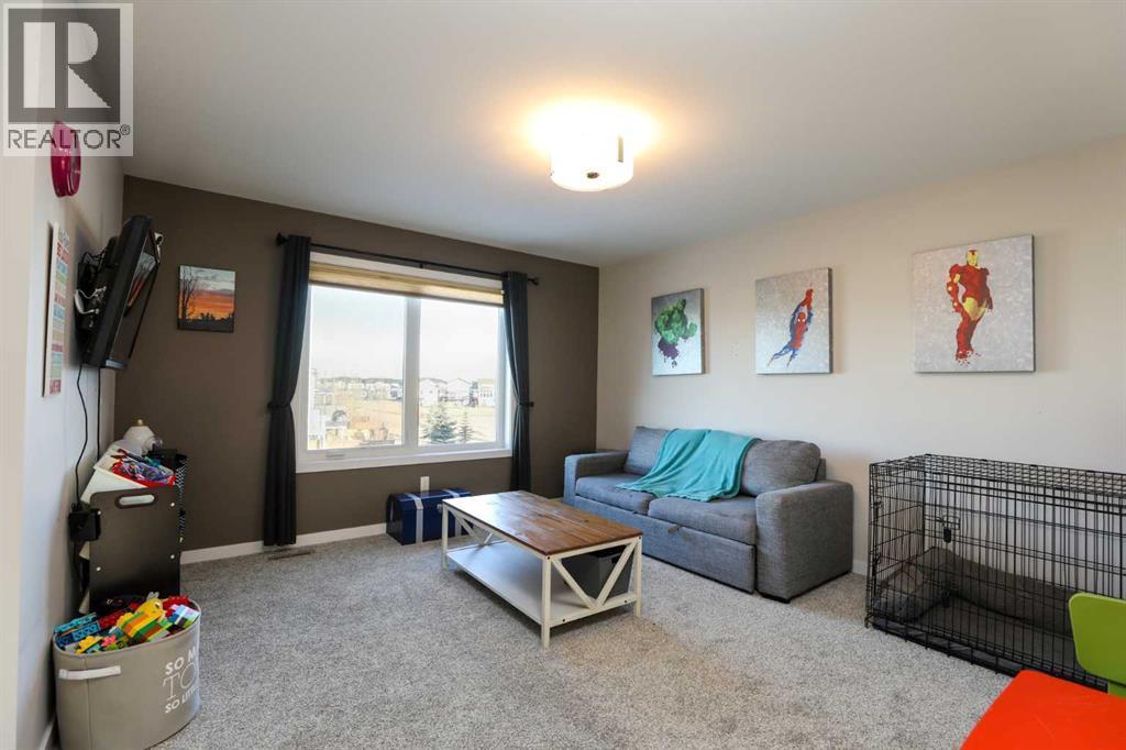 711 Moonlight Crescent W, Lethbridge, AB - Indoor