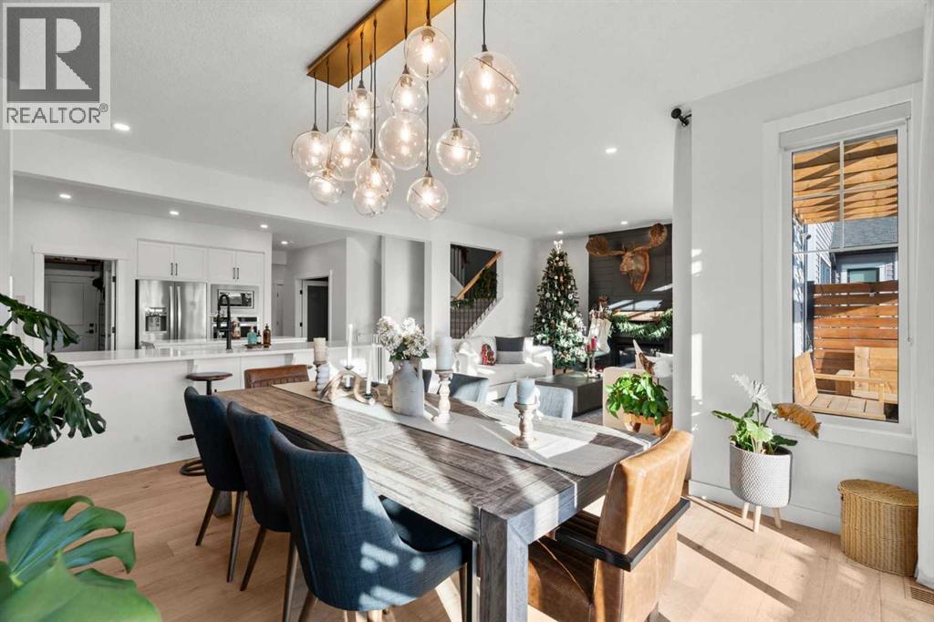 116 Ranchers View, Okotoks, AB - Indoor Photo Showing Dining Room
