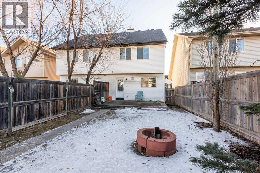 16 Elgin Bay Se, Calgary, AB - Outdoor With Exterior