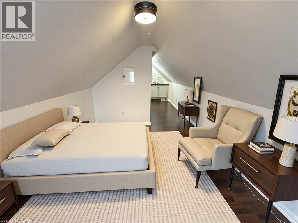 41 Fairview Avenue, Hamilton, ON