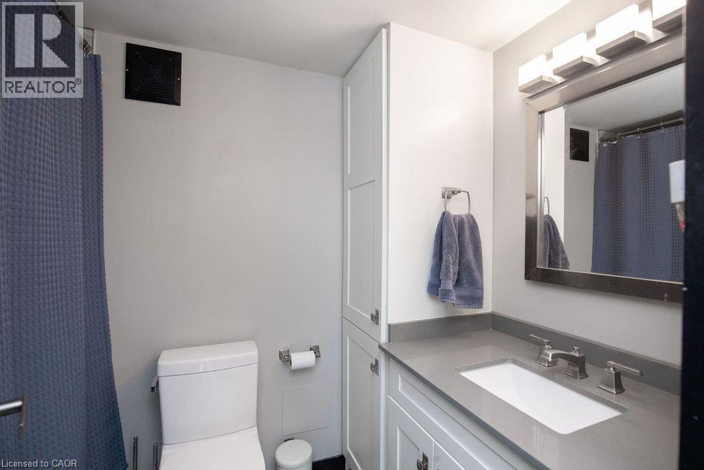 71 Vanier Drive Unit# 110, Kitchener, ON - Indoor Photo Showing Bathroom