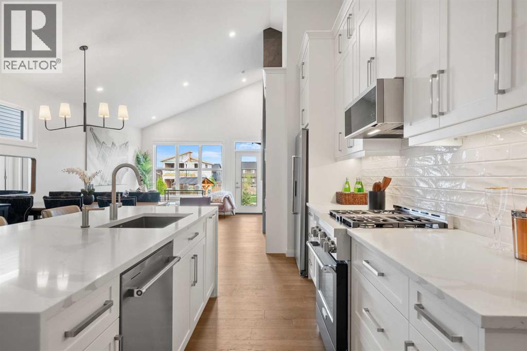 218 Mitchell Heath Nw, Calgary, AB