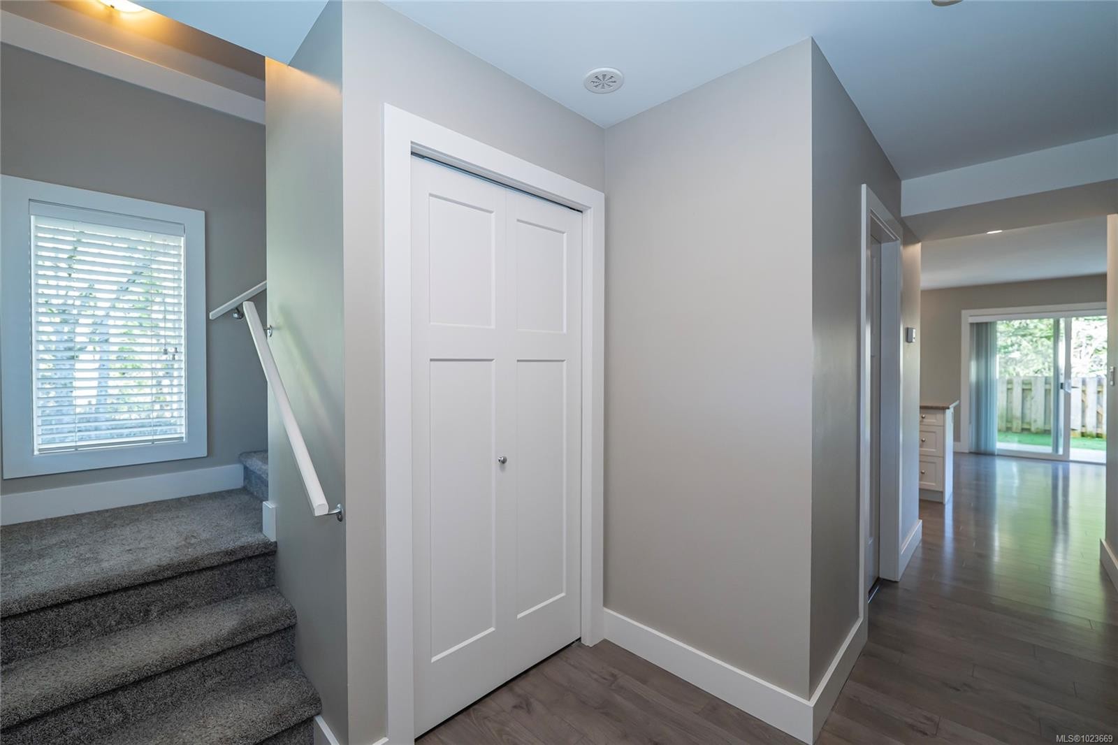 2121 Charters Rd, Sooke, BC - Indoor Photo Showing Other Room