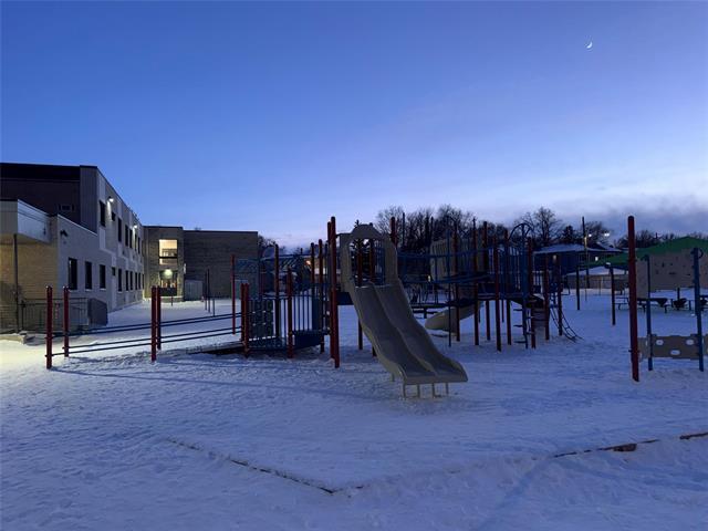 158 Kitson St, Winnipeg, MB