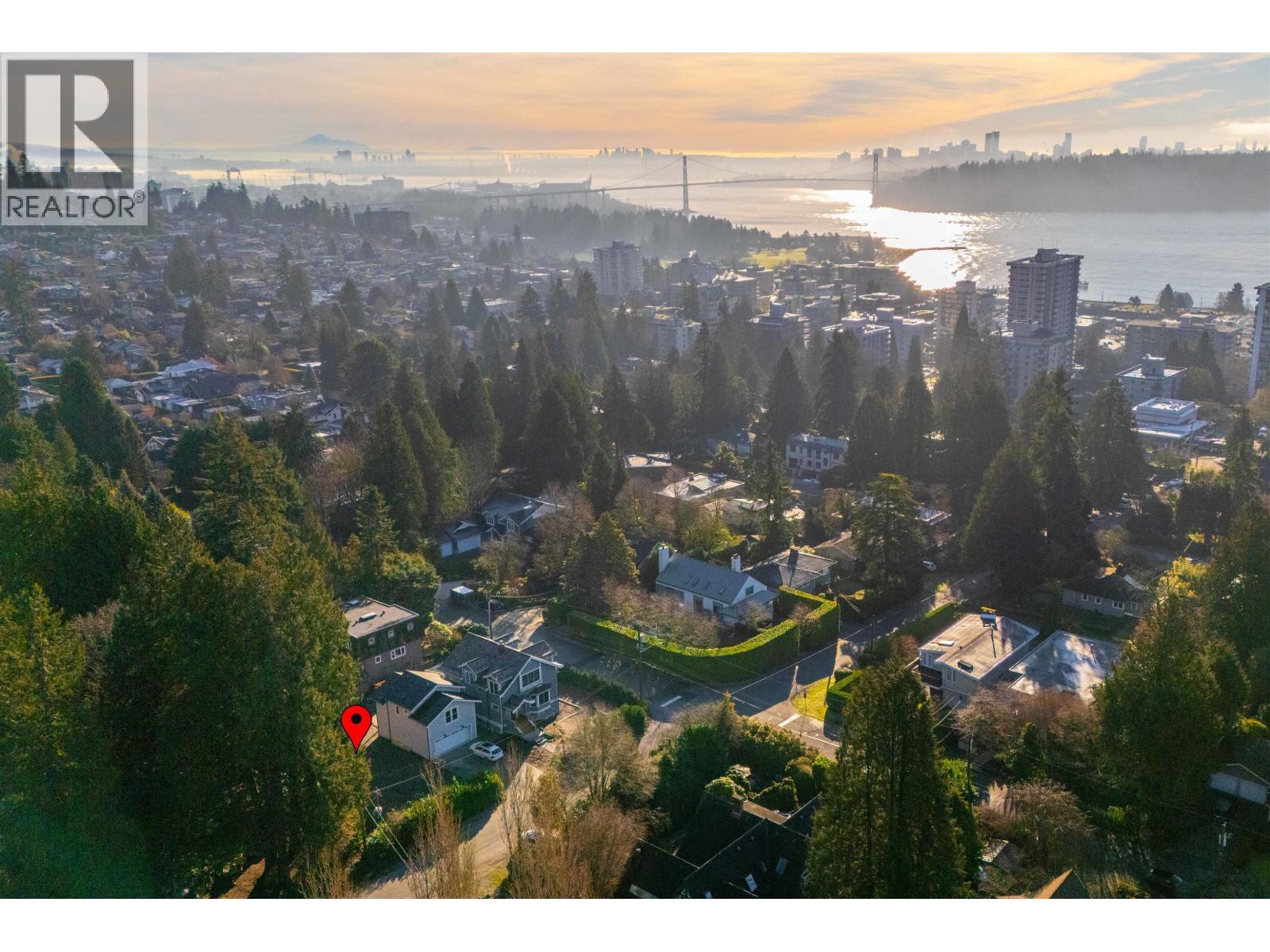 1591 Haywood Avenue, West Vancouver, BC