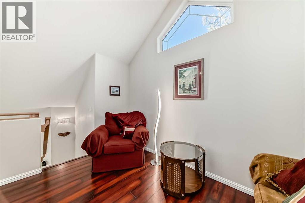 Upstairs bonus room - 1906 Patterson View Sw, Calgary, AB - Indoor Photo Showing Other Room