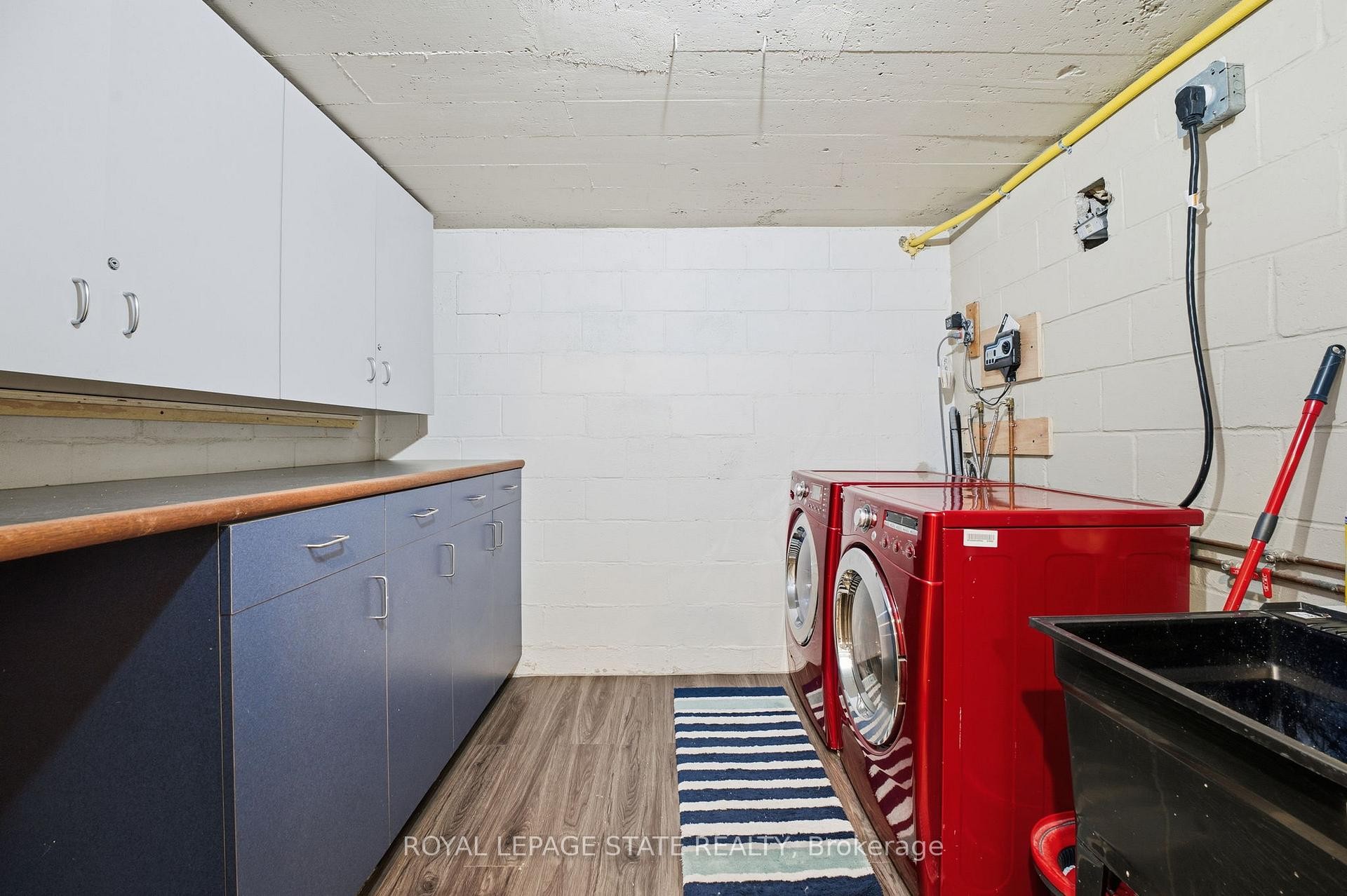 473 Mohawk Road W, Hamilton, ON - Indoor Photo Showing Laundry Room