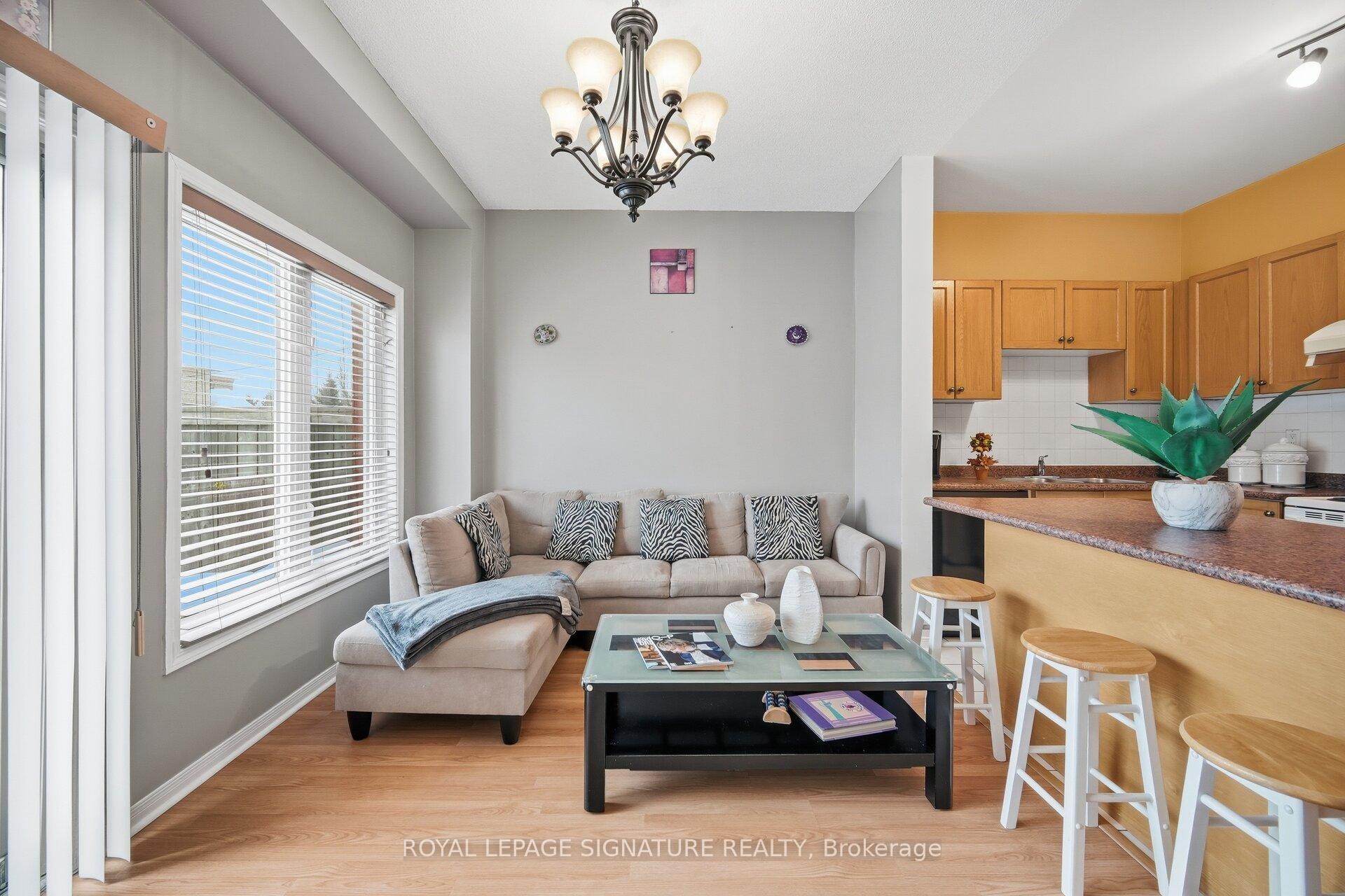 6526 Song Bird Crescent, Mississauga, ON