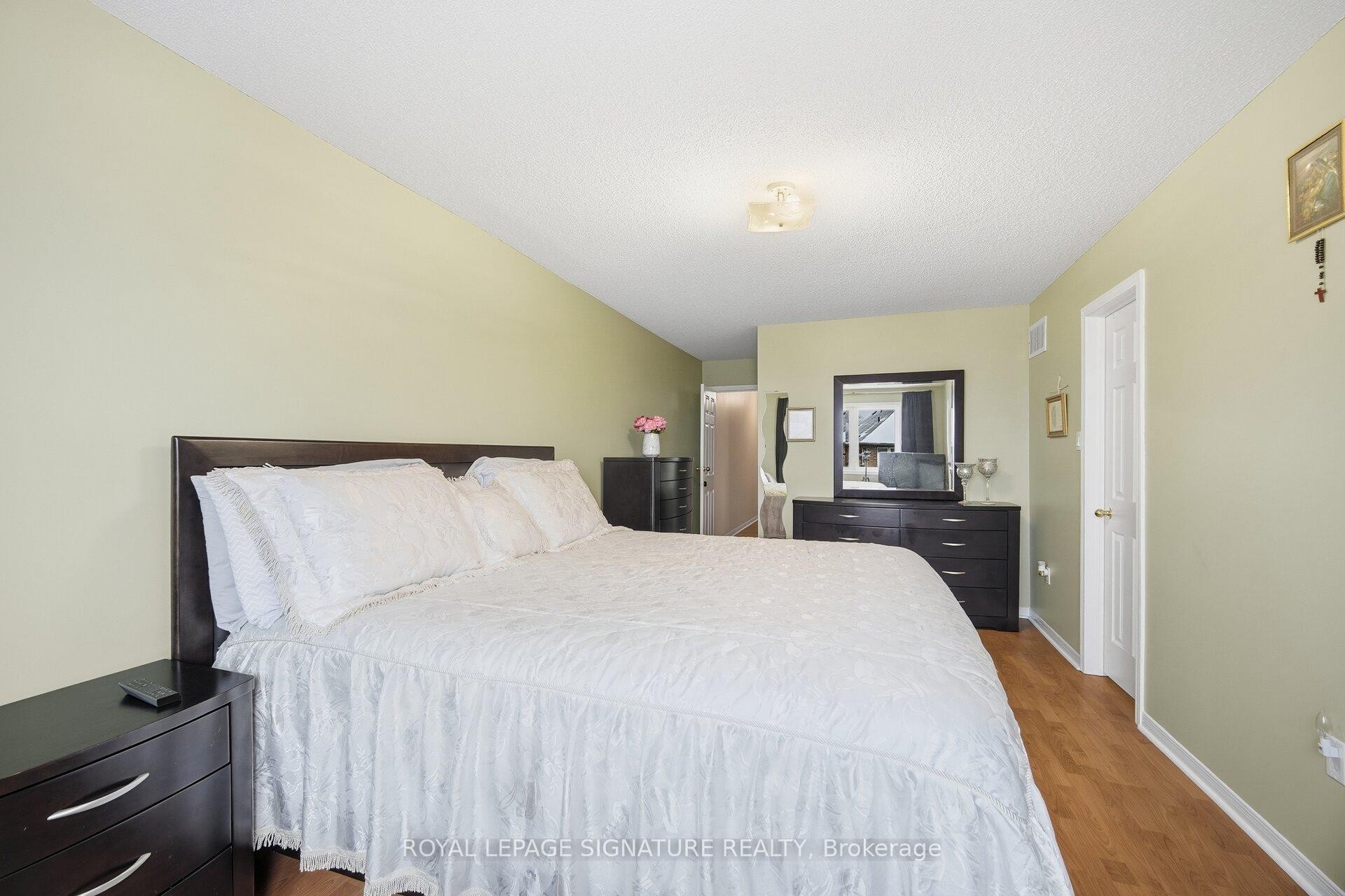 6526 Song Bird Crescent, Mississauga, ON