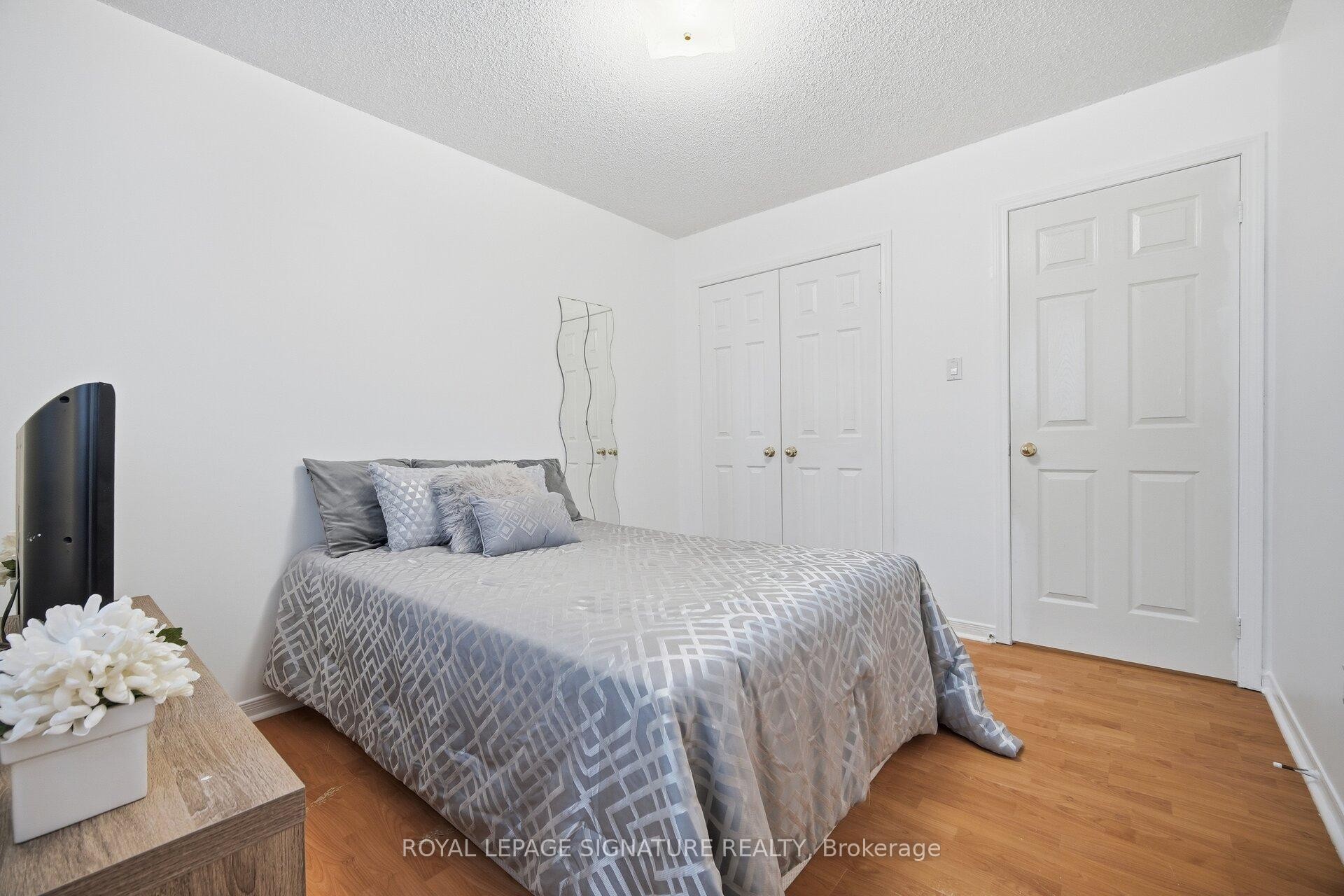 6526 Song Bird Crescent, Mississauga, ON