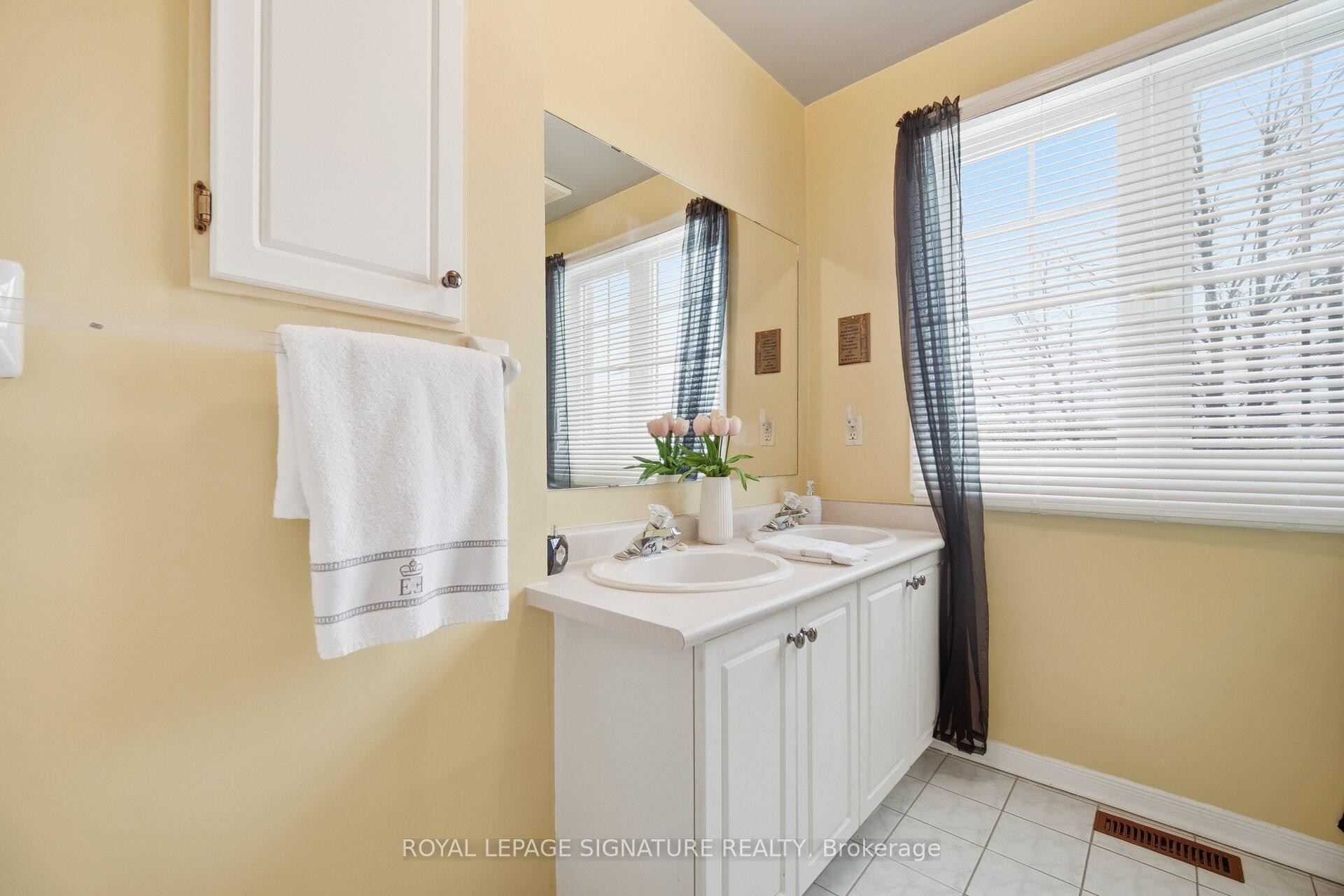 6526 Song Bird Crescent, Mississauga, ON