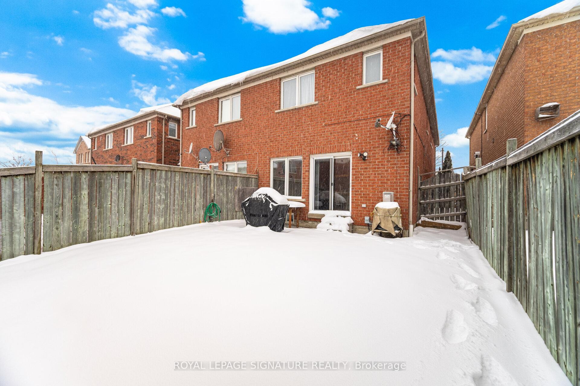 6526 Song Bird Crescent, Mississauga, ON